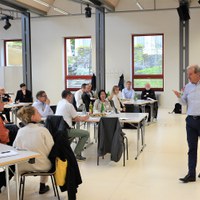 Landtagsabgeordente besuchen die Universität Liechtenstein