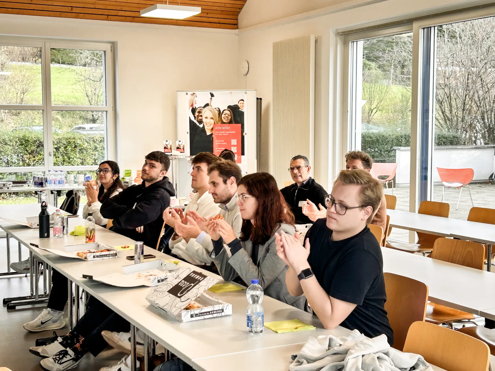 Masterstudierende und Team Wirtschaftsinformatik - Alumni-Talk Master Wirtschaftsinformatik 