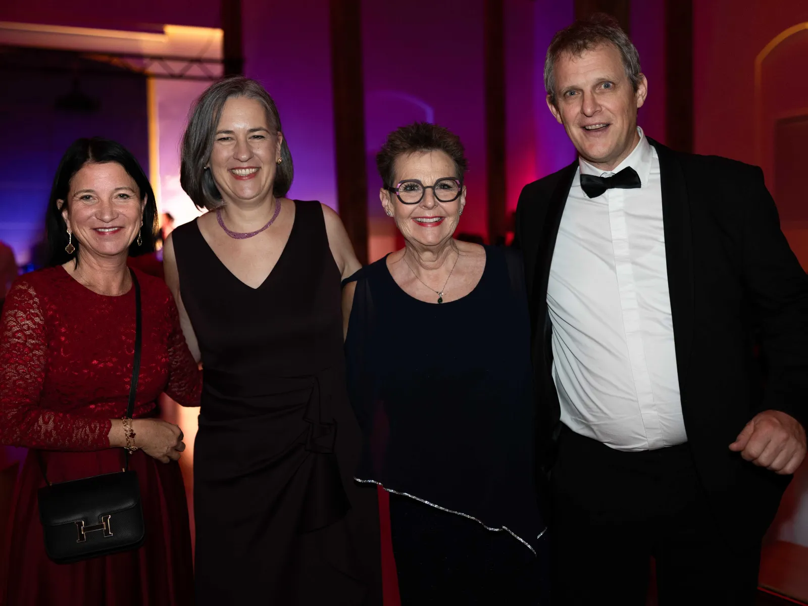 Vier-Gaeste-Gruppenfoto-Uniball-Liechtenstein