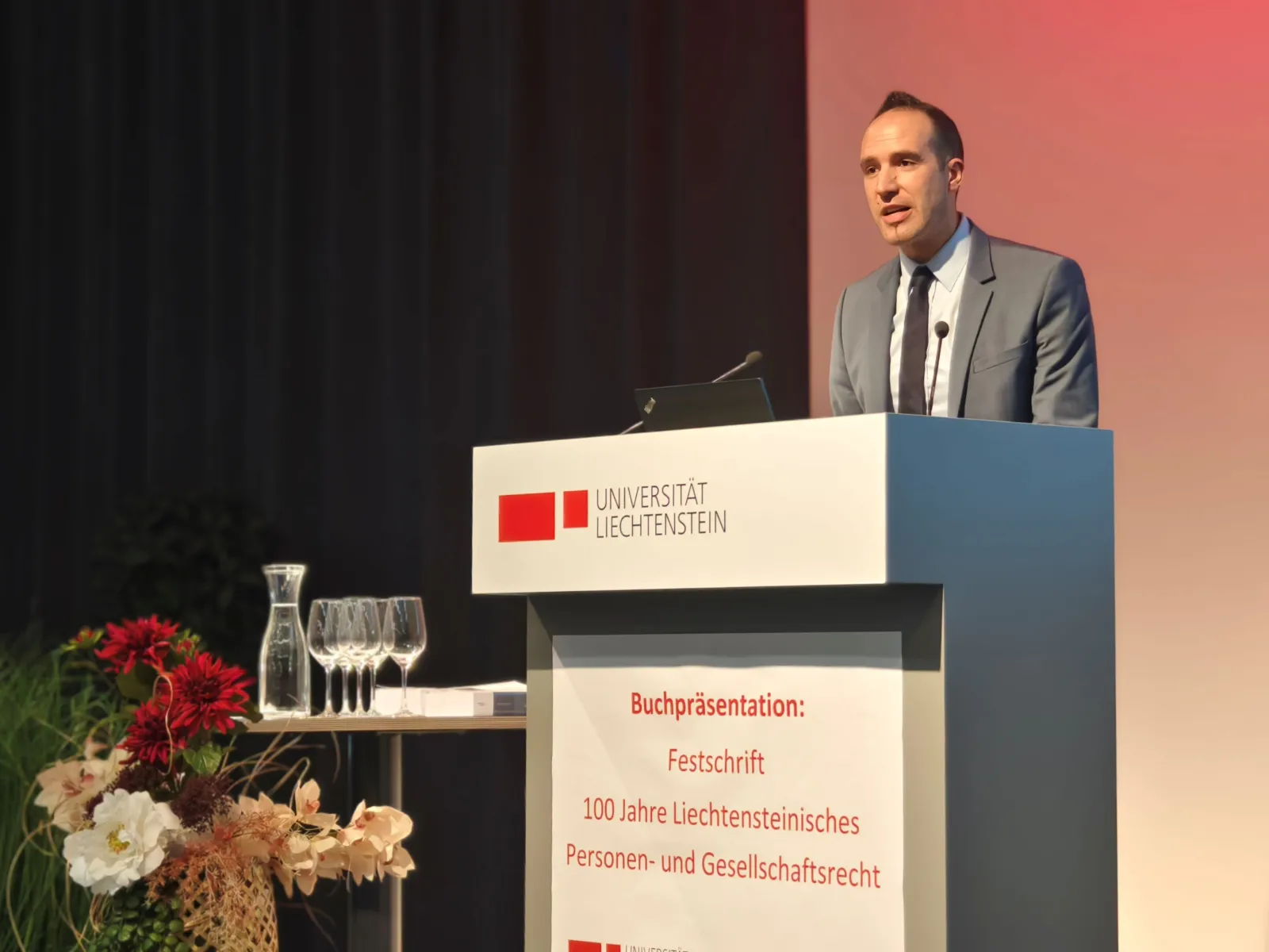 News_100-Jahre_PGR_Buchpraesentation_Universitaet-Liechtenstein