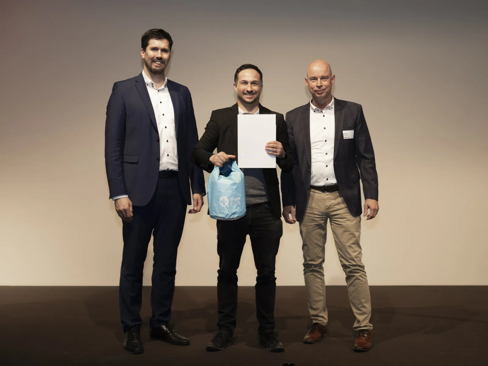 News_Diplomfeier_Blockchain-FinTech_Universitaet-Liechtenstein