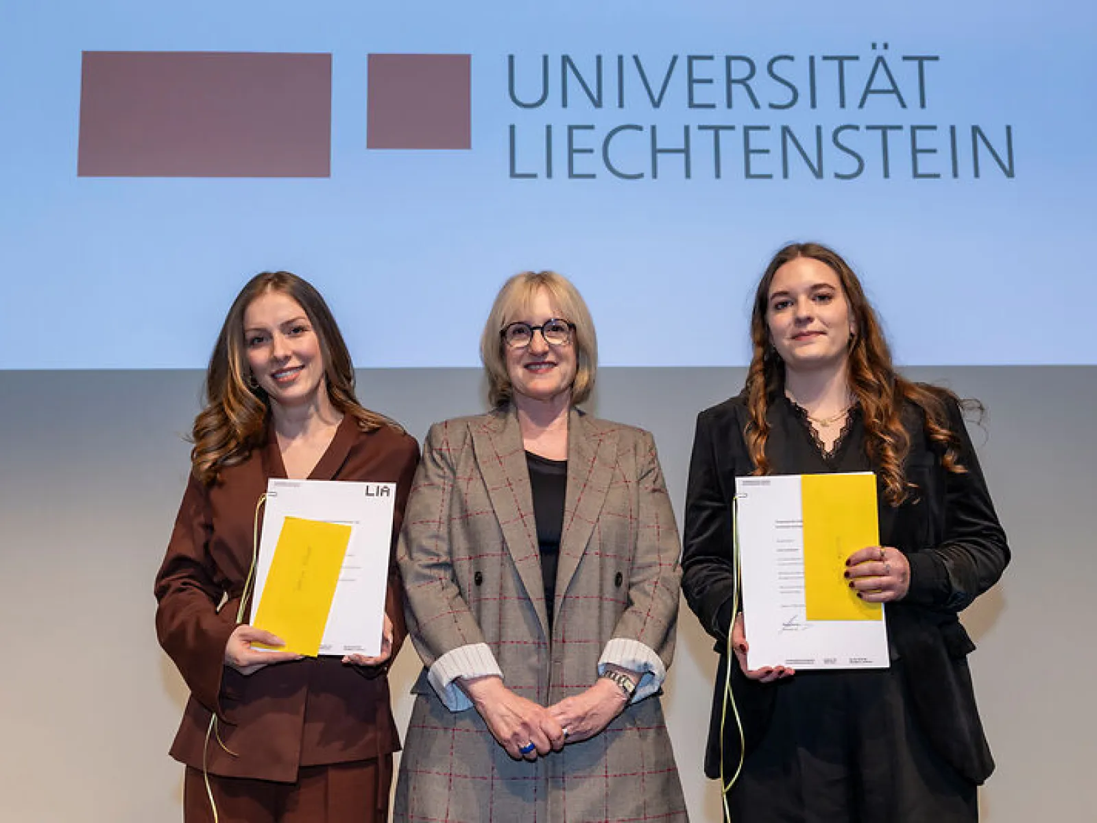 News_Diplomfeier_260327_Universitaet-Liechtenstein