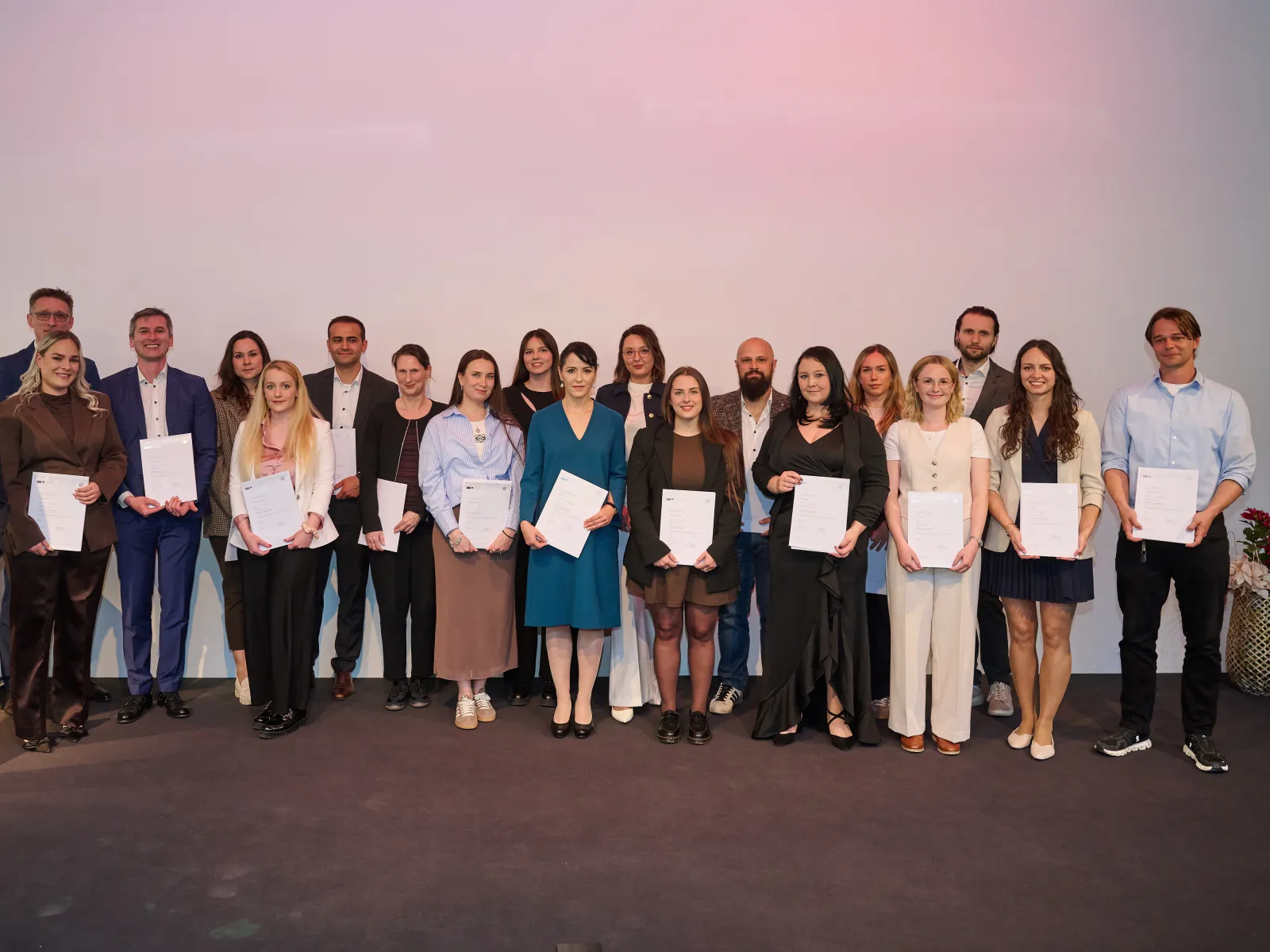 News_Diplomfeier_Compliance_Universitaet-Liechtenstein