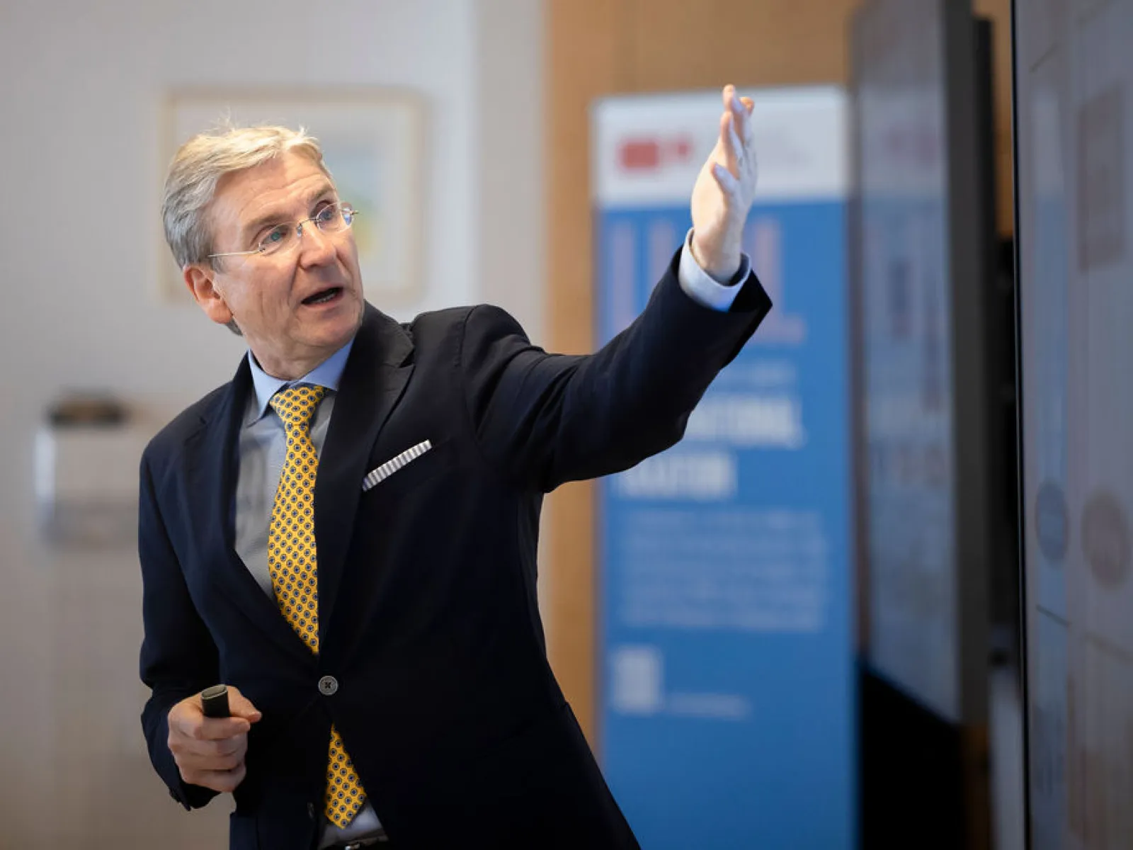 Prof. Martin Wenz beim Start 2026 Executive Master of Laws in international Taxation