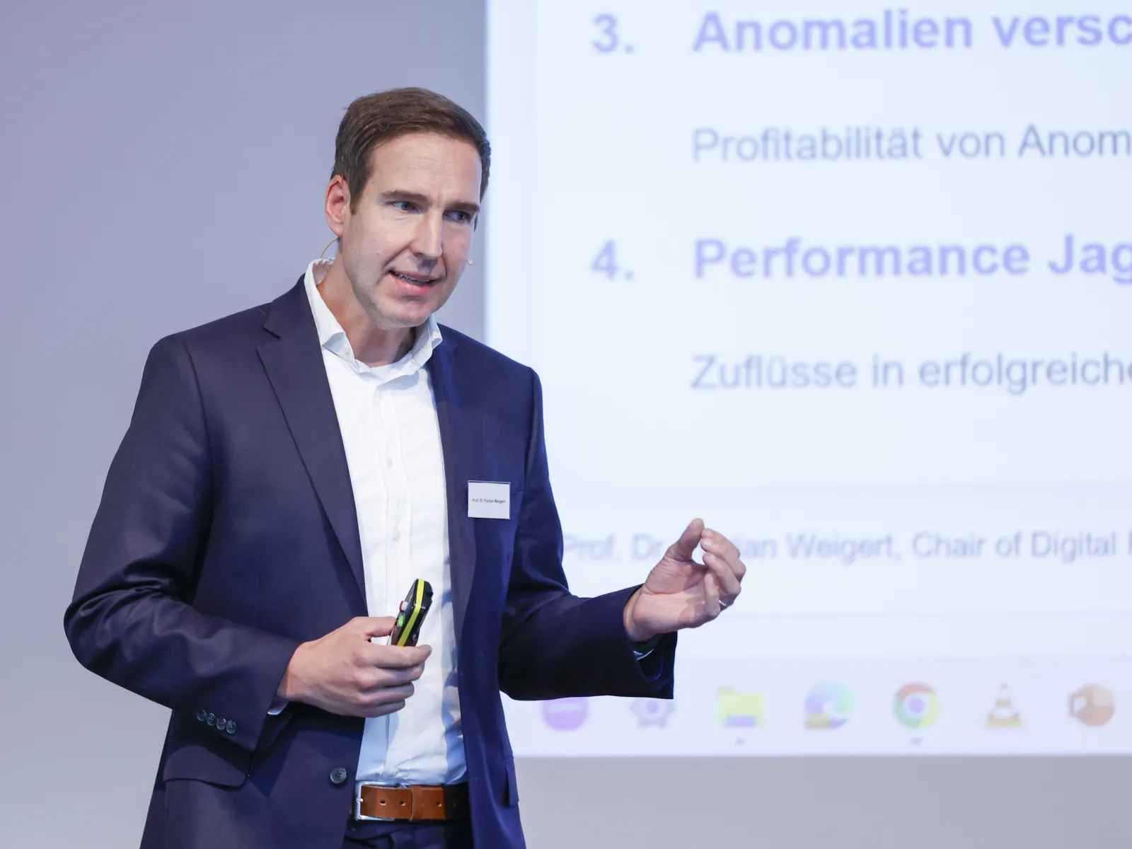 Dr. Florian Weigert