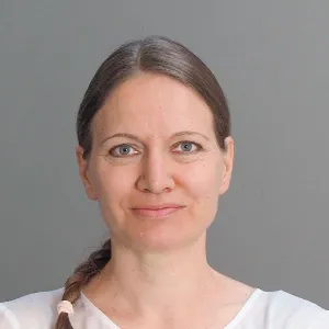 Mitarbeiter:in