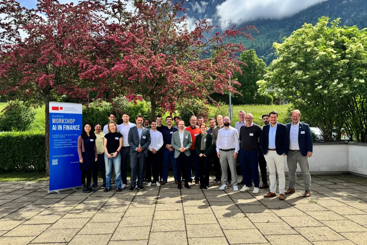 Gruppenfoto der Teilnehmenden beim Workshop AI in Finance der Universität Liechtenstein