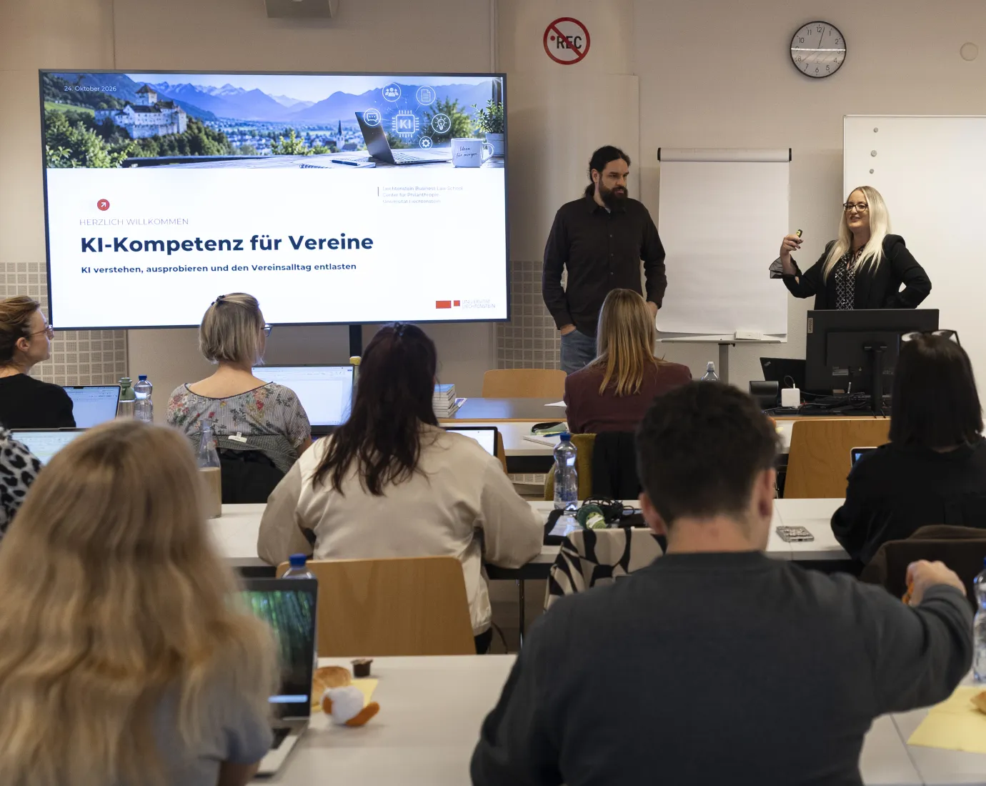 Workshop für Vereine Michael Nenning und Julia Tenschert referieren