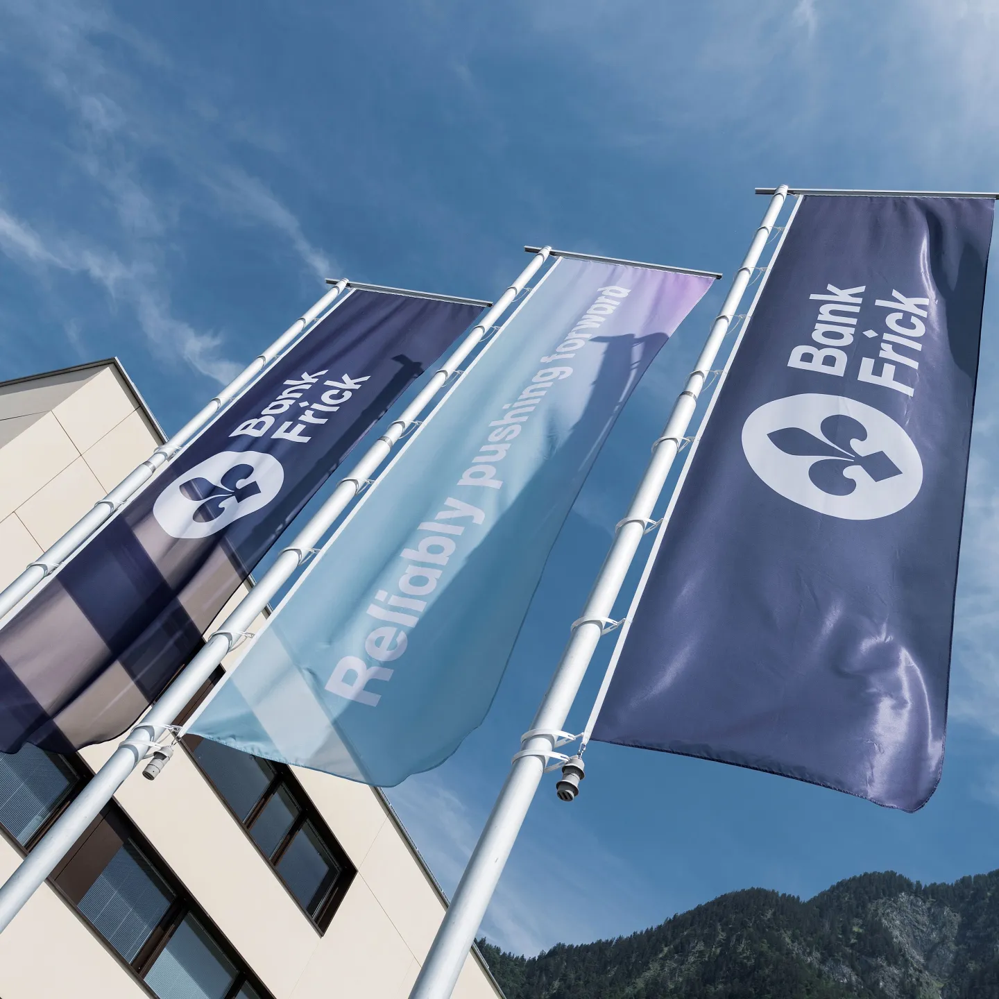 News_Stipendium_Bank-Frick_Universitaet-Liechtenstein