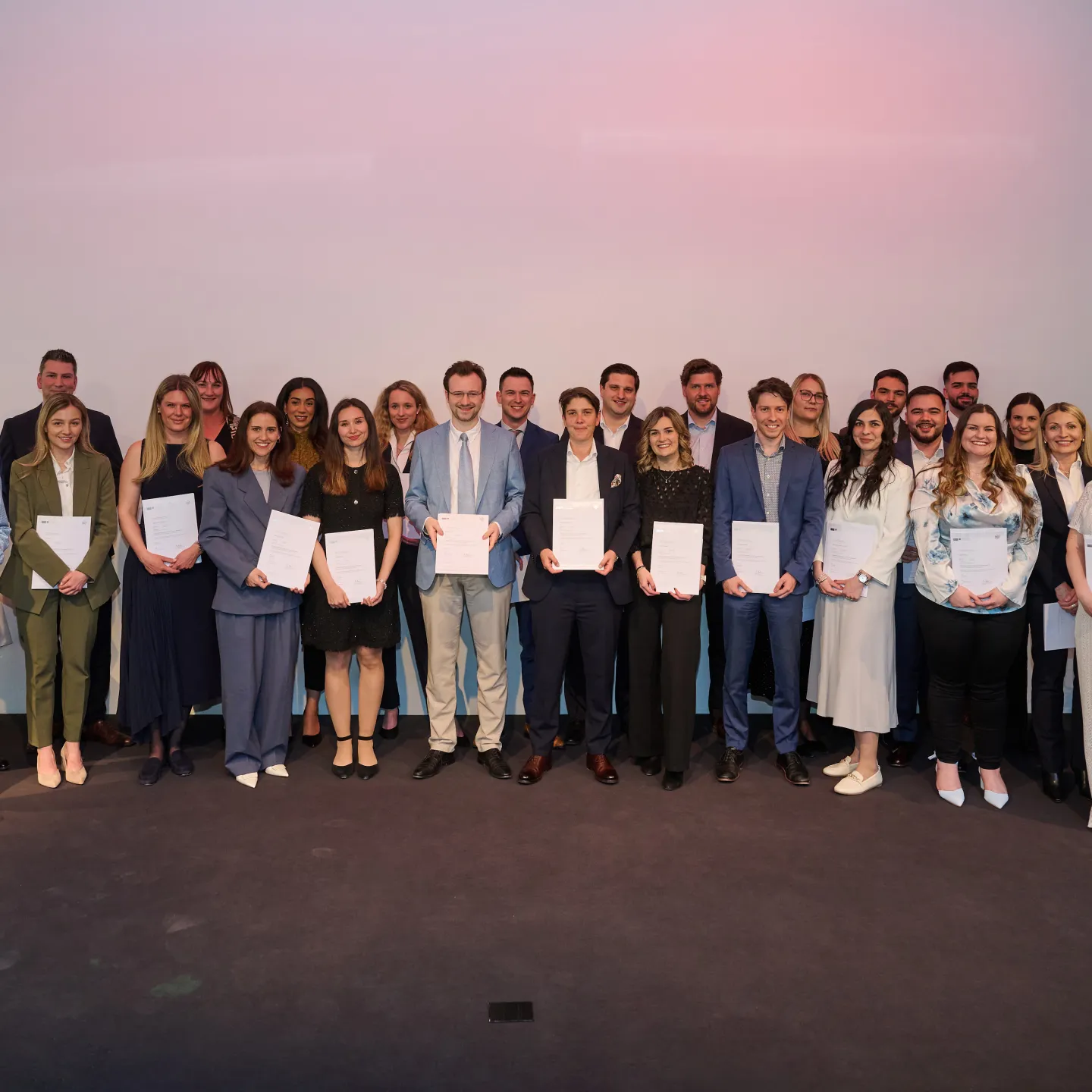 News_Diplomfeier_Treuhand_Universitaet-Liechtenstein