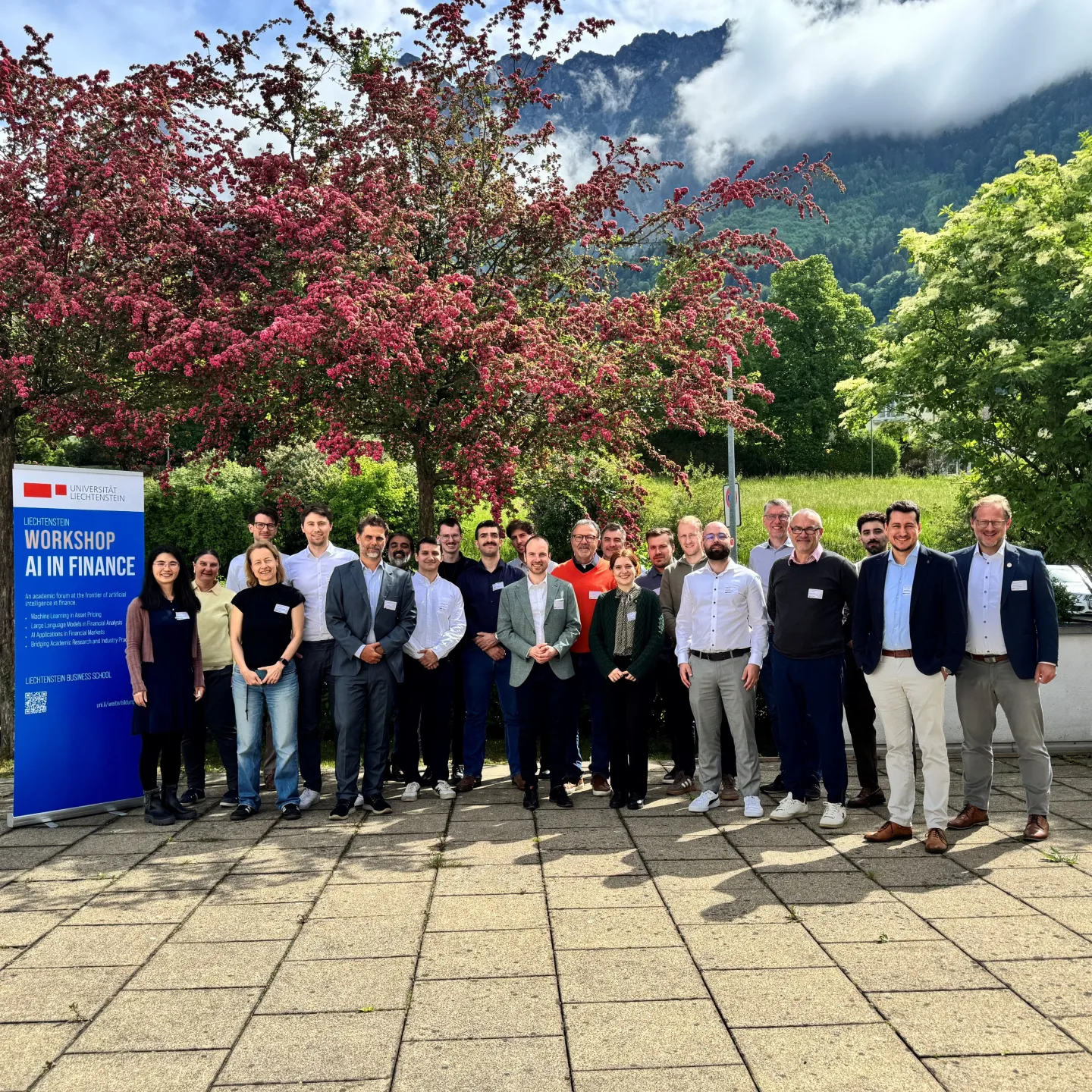 Gruppenfoto der Teilnehmenden beim Workshop AI in Finance der Universität Liechtenstein