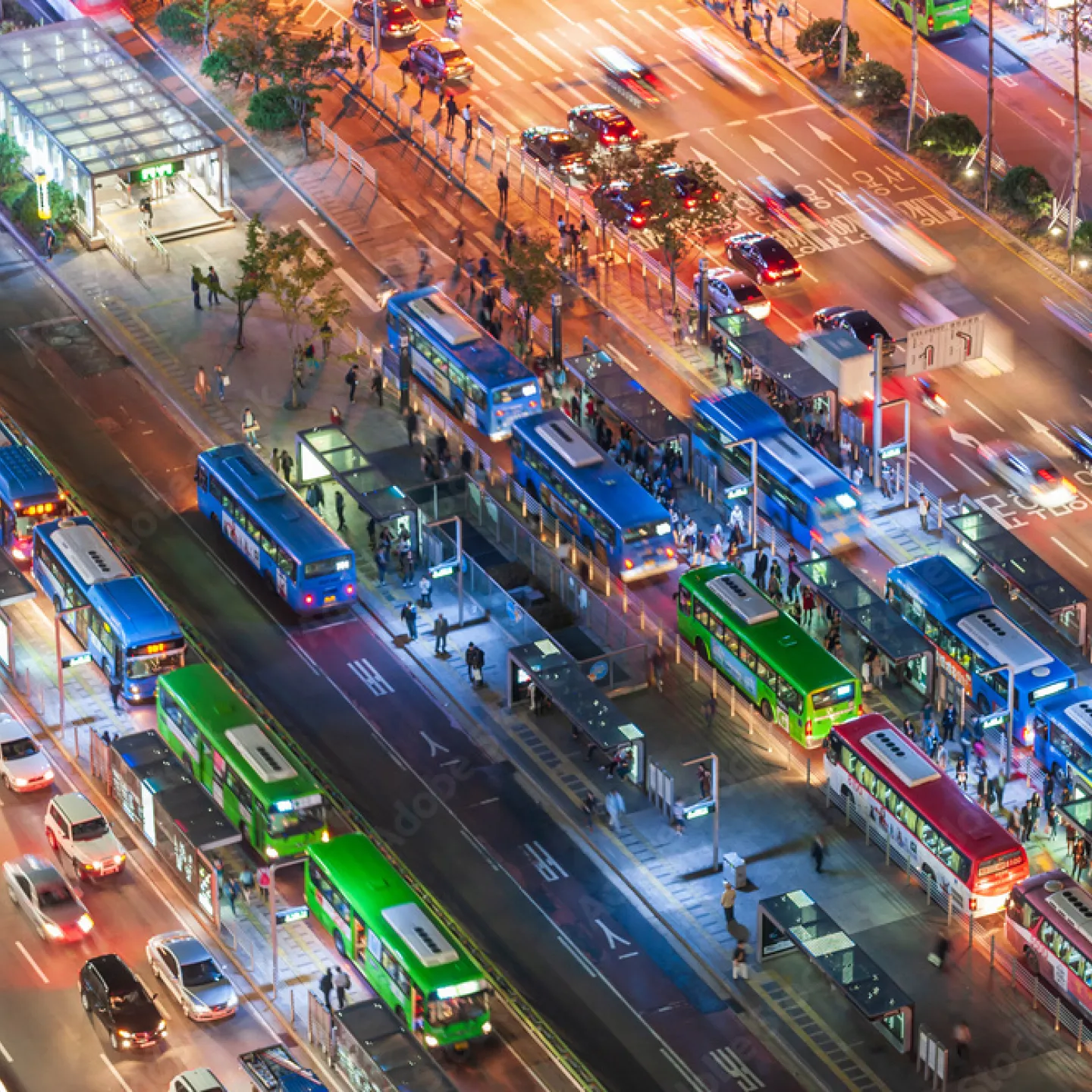 Strassenverkehr in Seoul