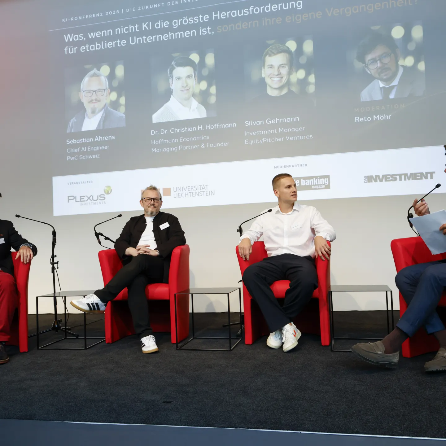 Teilnehmer Podiumsdiskussion Plexus-Event