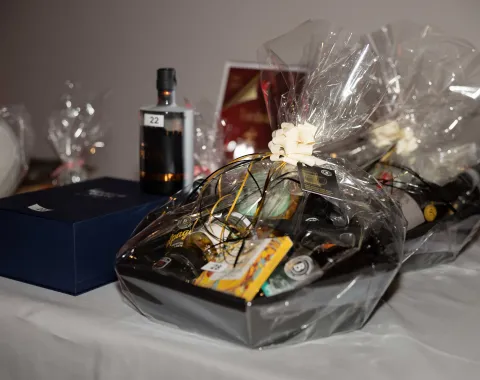 Tombolapreise-Präsentkörbe-Veranstaltung-Universität-Liechtenstein