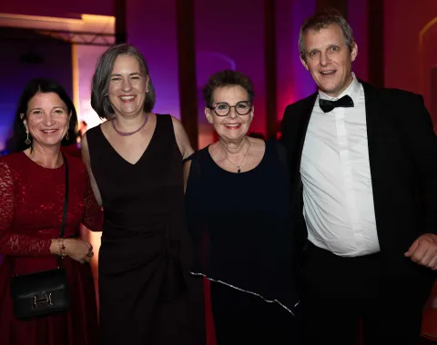 Vier-Gaeste-Gruppenfoto-Uniball-Liechtenstein