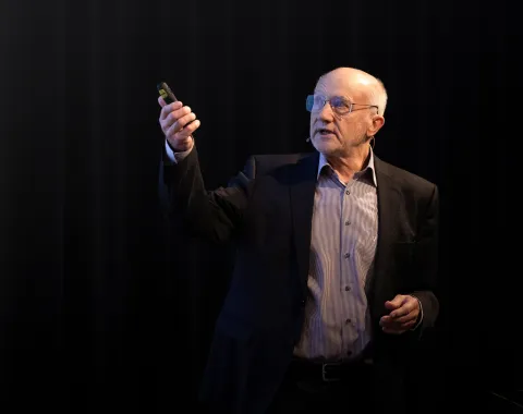 News_Campus-Gespraeche_Harald-Wehnes_Universitaet-Liechtenstein