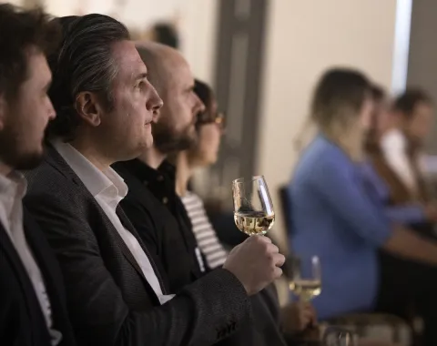 News_Diplomfeier_Blockchain-FinTech_Universitaet-Liechtenstein