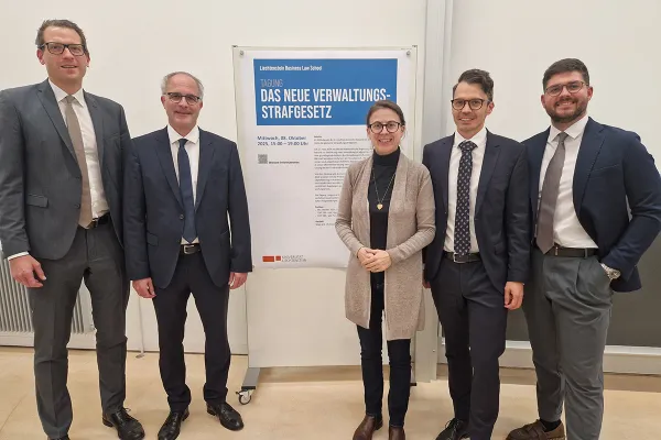 Prof. Dr. Konstantina Papathanasiou mit den Referenten