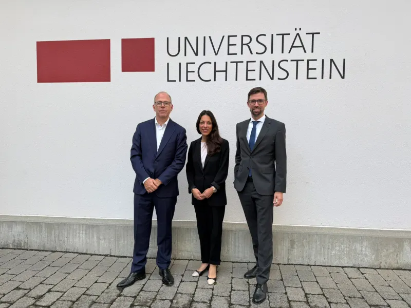 Referierende mit Prof. Dr. Burtscher
